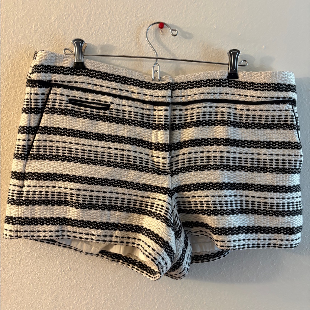 Ann Taylor Loft - The Riviera Short, Black Striped, Sz 12